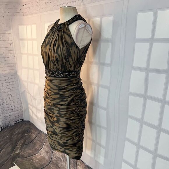 Carmen Marc Valvo Beaded Belted Ruched Silk Cocktail Green Evening Dress Size 4 - Picture 3 of 13